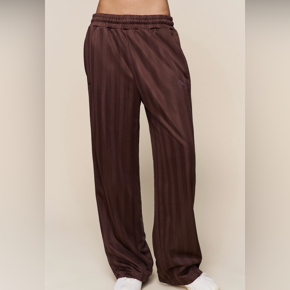Danielle Guizio x Puma sweatpants